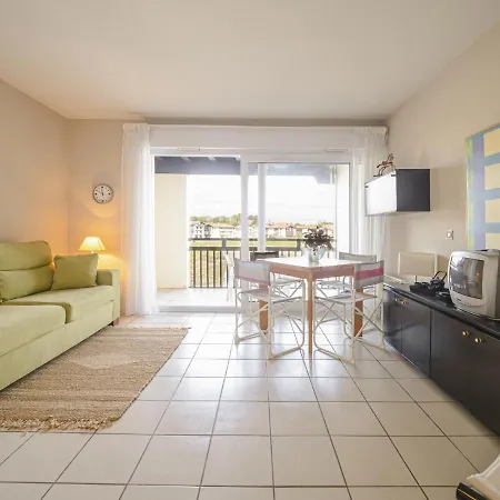 Apartment Studio Ciboure, 1 Piece, 4 Personnes - Fr-1-488-55